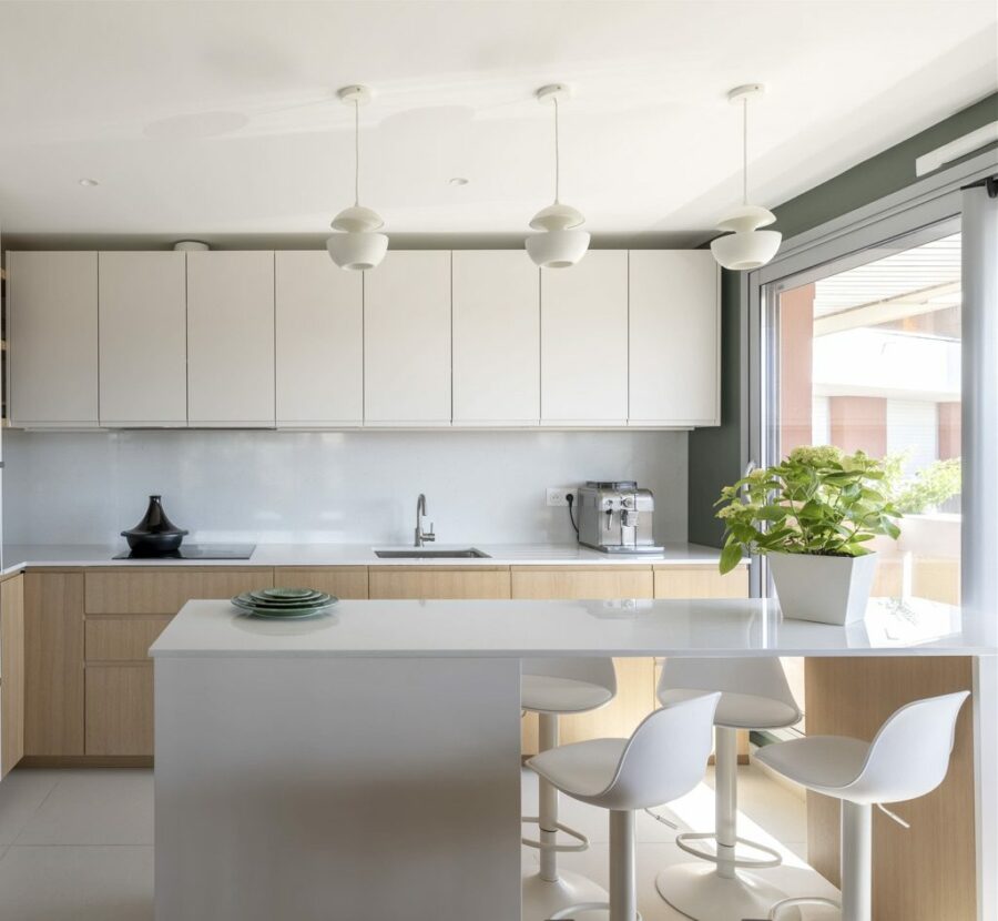 Cuisine rénovée par l'agence à Paris 12